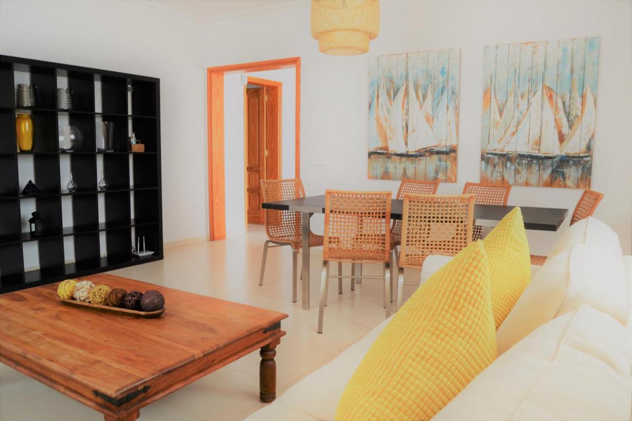 Grand Villa Famara Puerto Del Carmen Puerto del Carmen  Kültér fotó