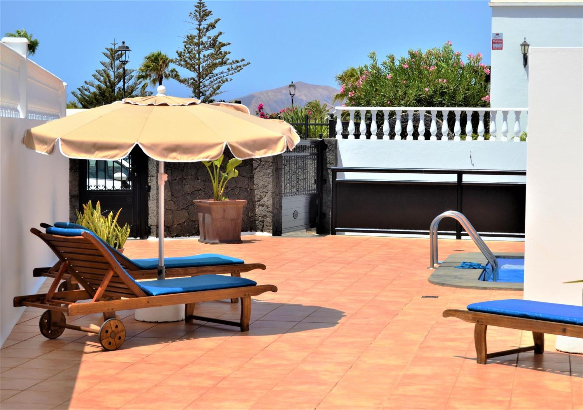 Grand Villa Famara Puerto Del Carmen Puerto del Carmen  Kültér fotó